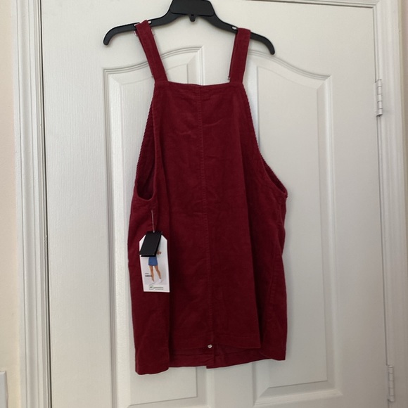 D-24 Re generation Corduroy Burgundy  jumper NWT sz S - Picture 4 of 4